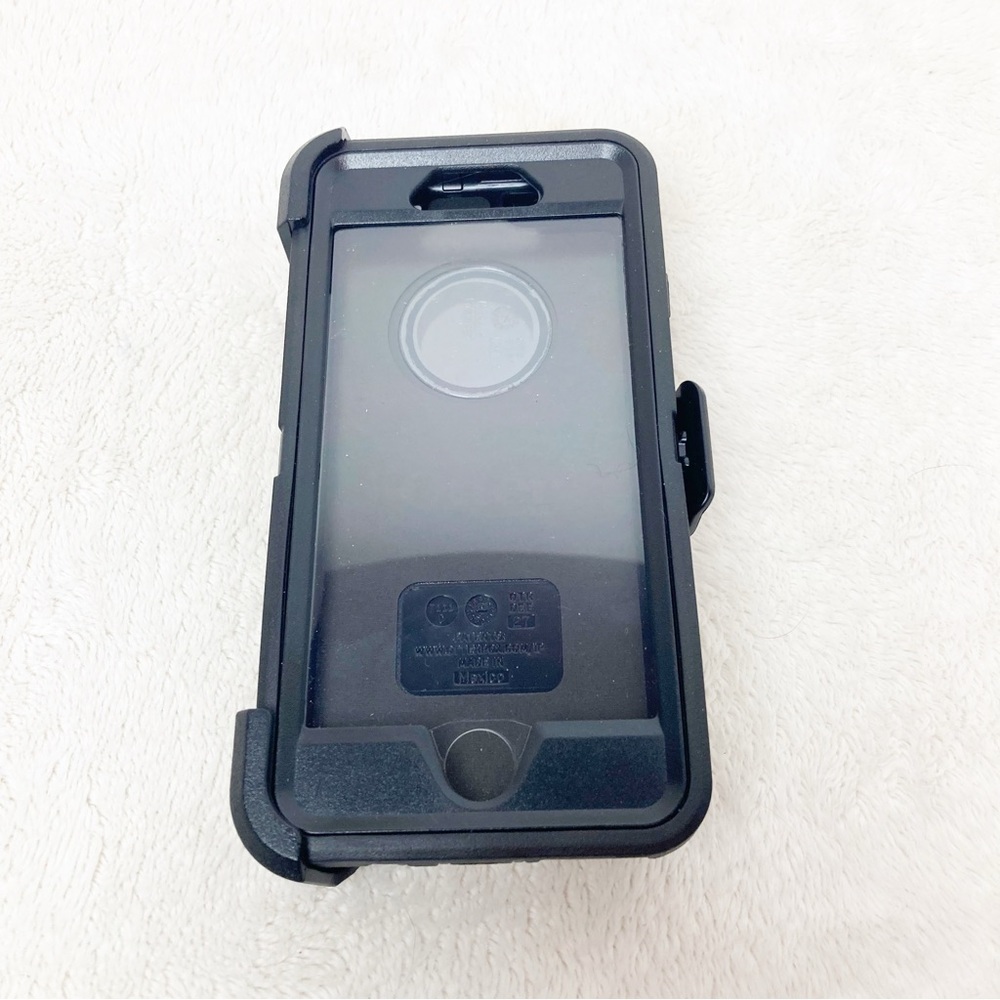 OtterBox Defender Series Case for iPhone 7/8/SE (2nd Gen) (Black)